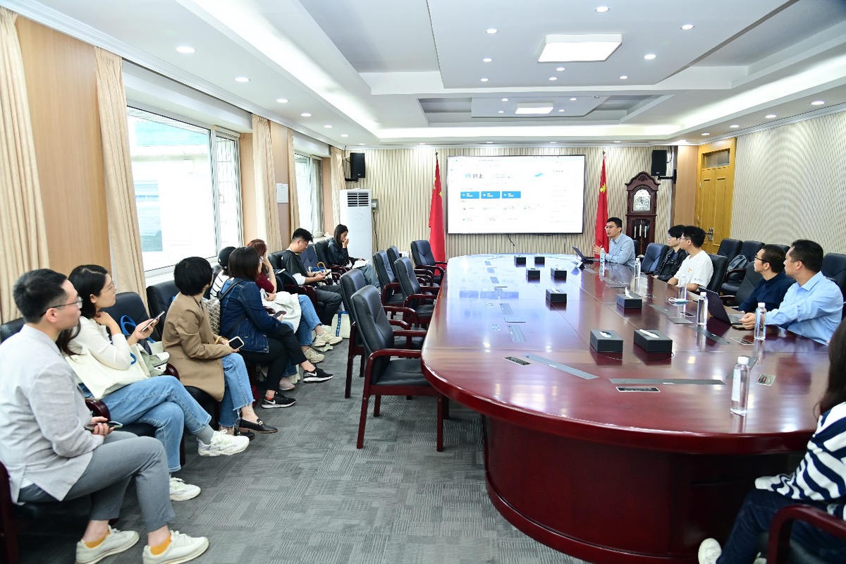 北京邮电大学毕业证(北京邮电大学毕业证查询)