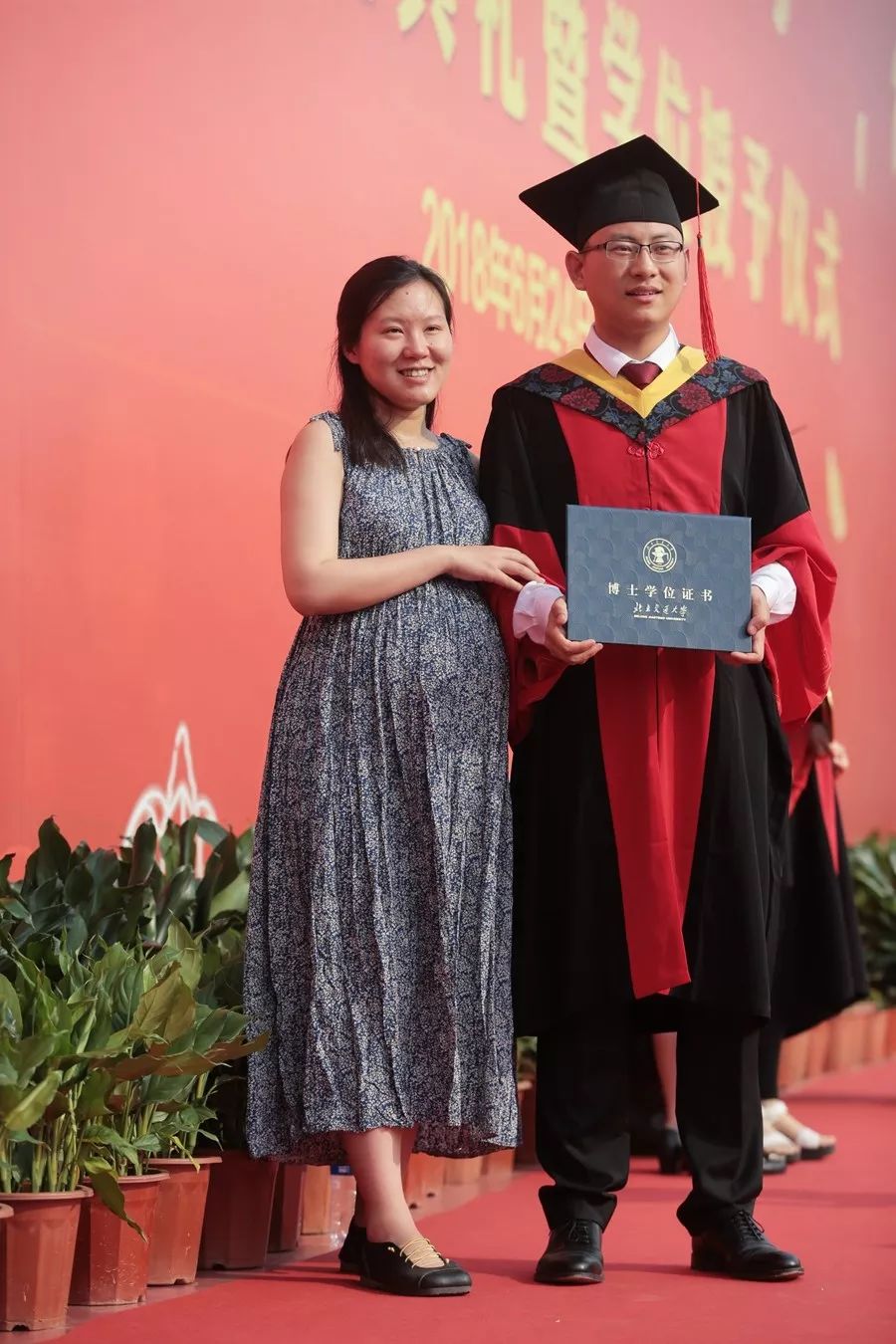 北京航空航天大学文凭(北京航空航天大学的毕业生出来怎么样了)